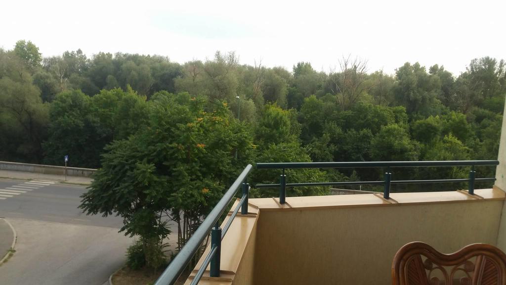 Ferienwohnung Tisza Parti Luxus Apartman Szegedin Exterior foto