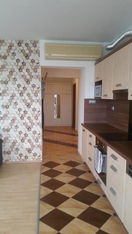 Ferienwohnung Tisza Parti Luxus Apartman Szegedin Exterior foto