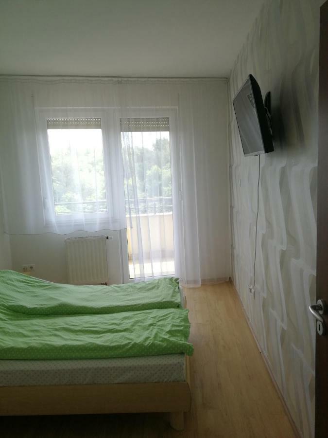 Ferienwohnung Tisza Parti Luxus Apartman Szegedin Exterior foto